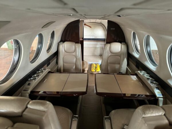 Super King Air 350 Ano 2000 - Image 13