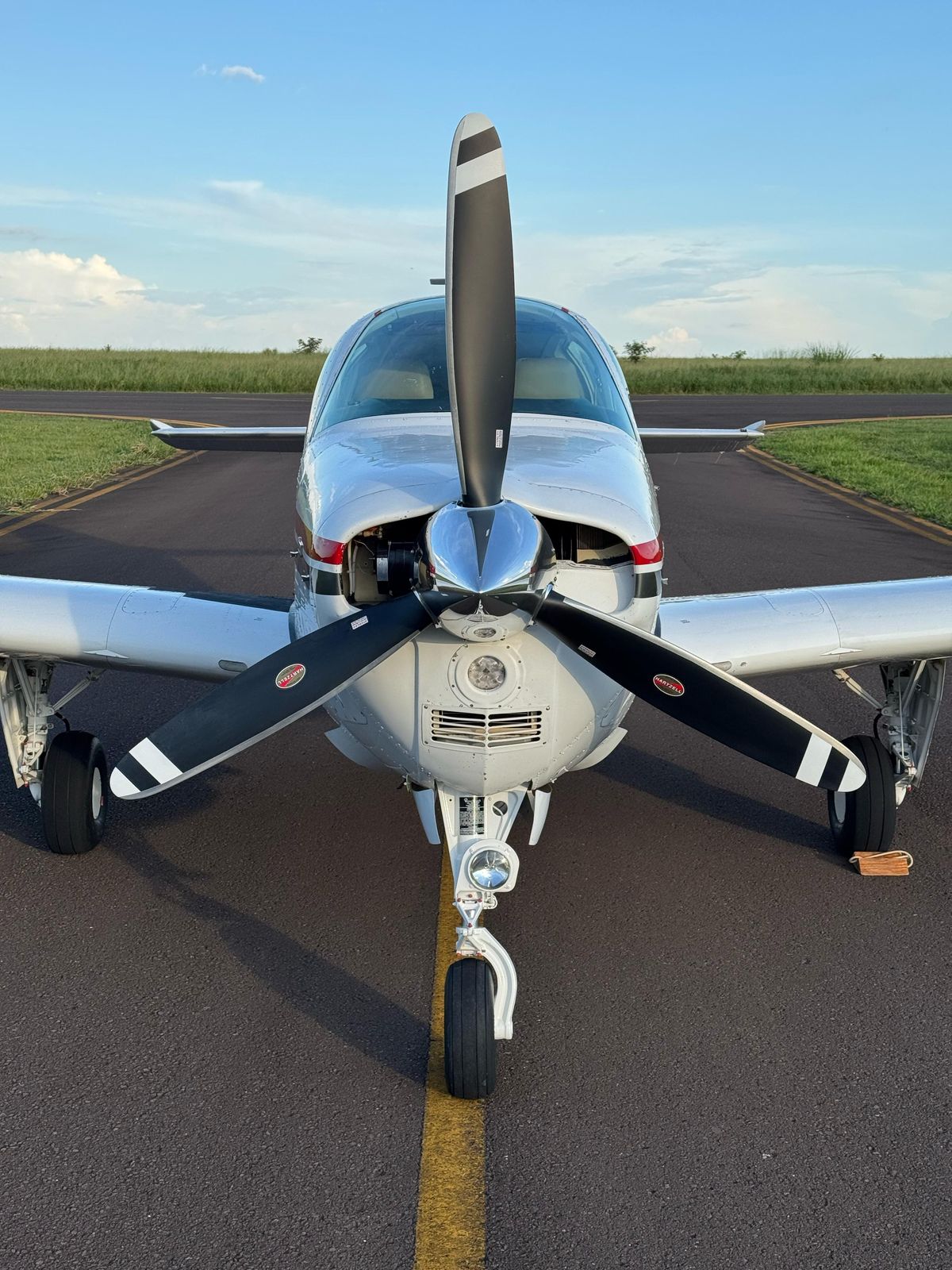 Bonanza F33A Ano 1988 - Imagem 2