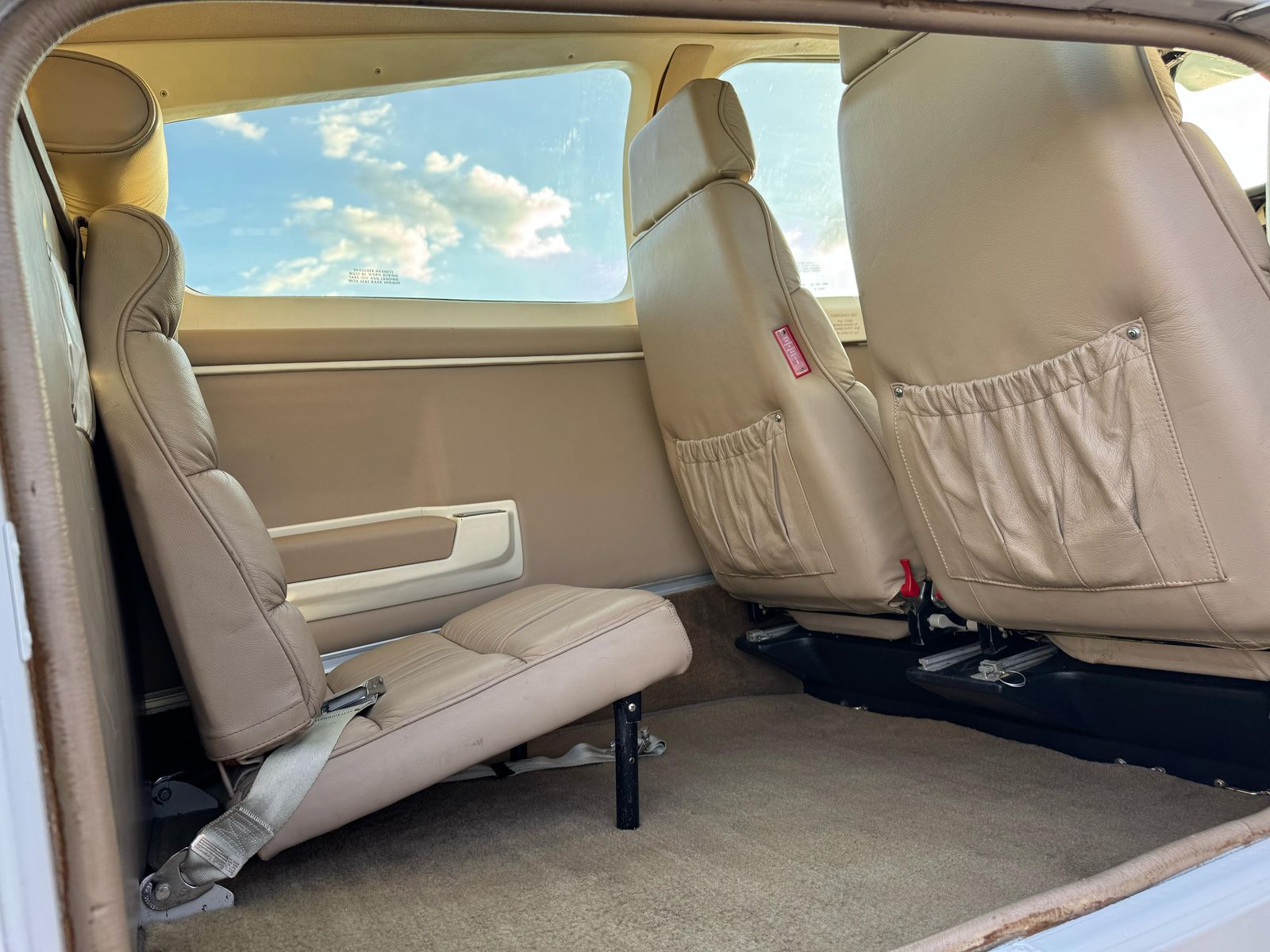 Bonanza F33A Ano 1988 - Imagem 8