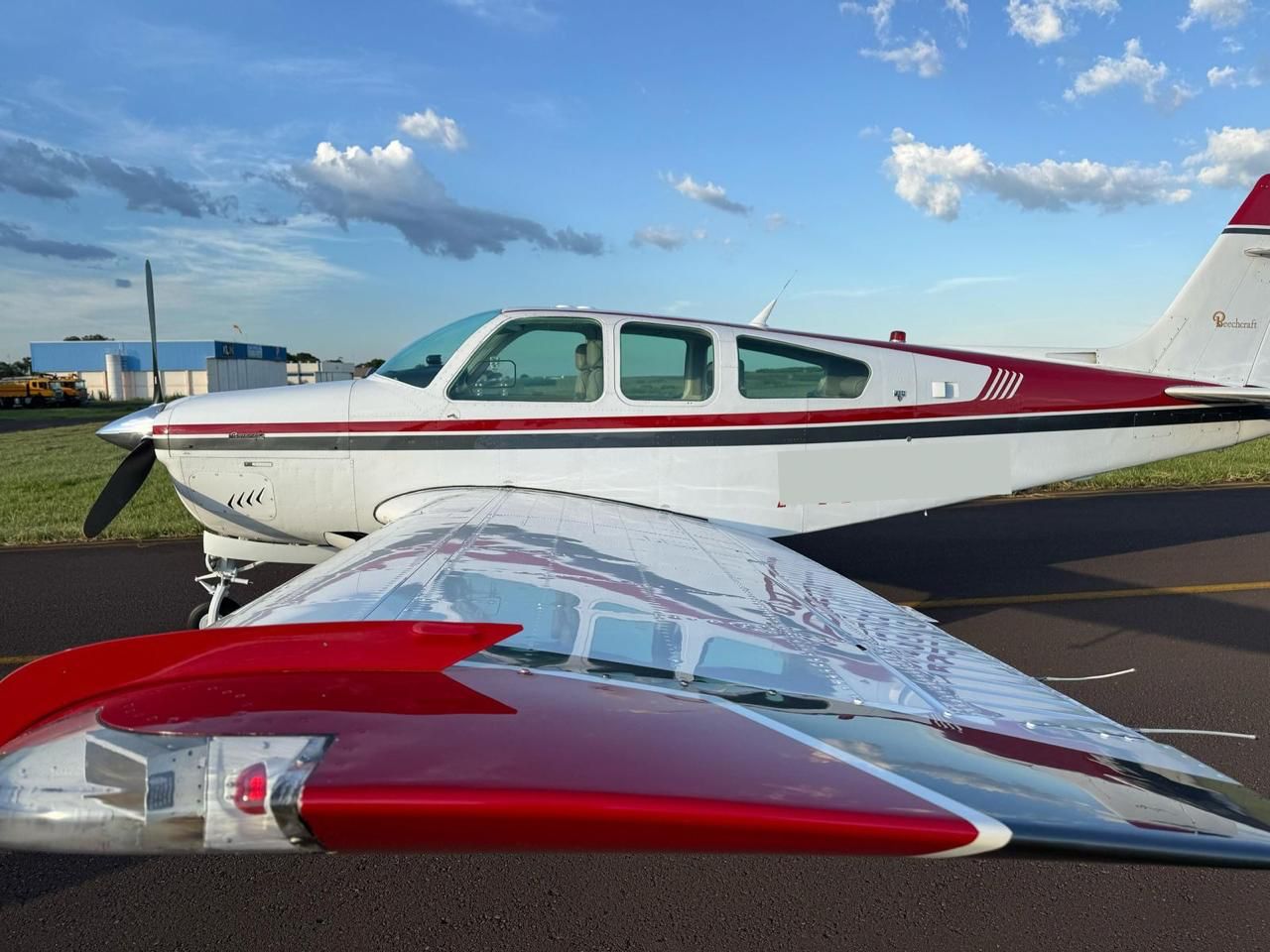 Bonanza F33A Ano 1988 - Imagem 4